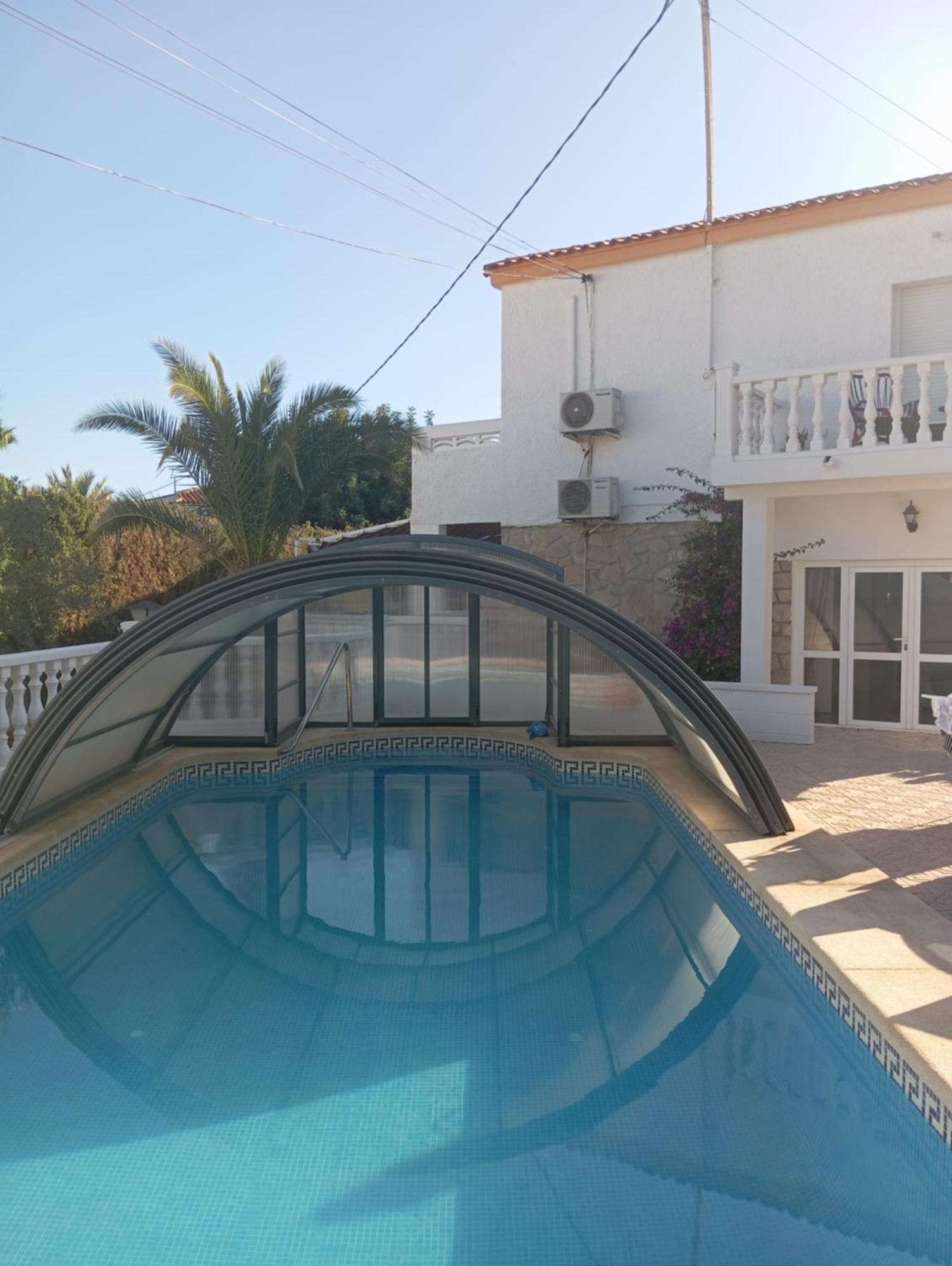 Villa Benucia Family Guest House La Nucia Luaran gambar