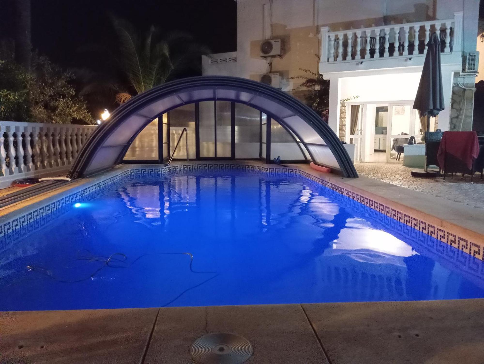 Villa Benucia Family Guest House La Nucia Luaran gambar